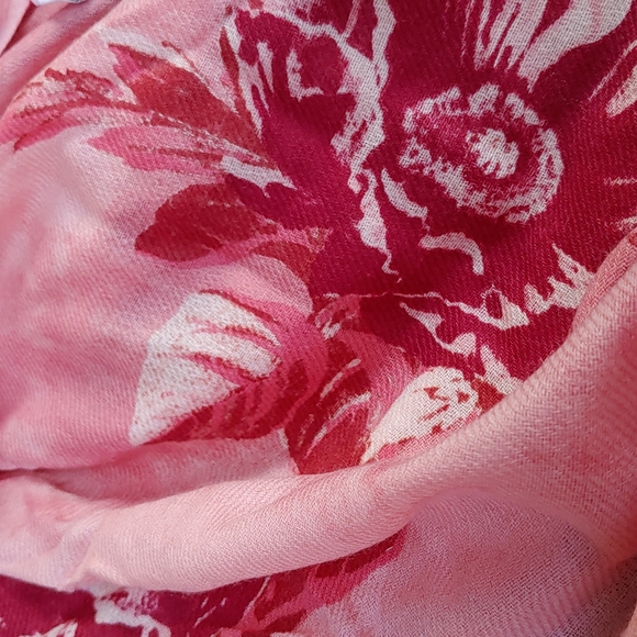 Nordstrom scarf/wrap - Picture 2 of 6